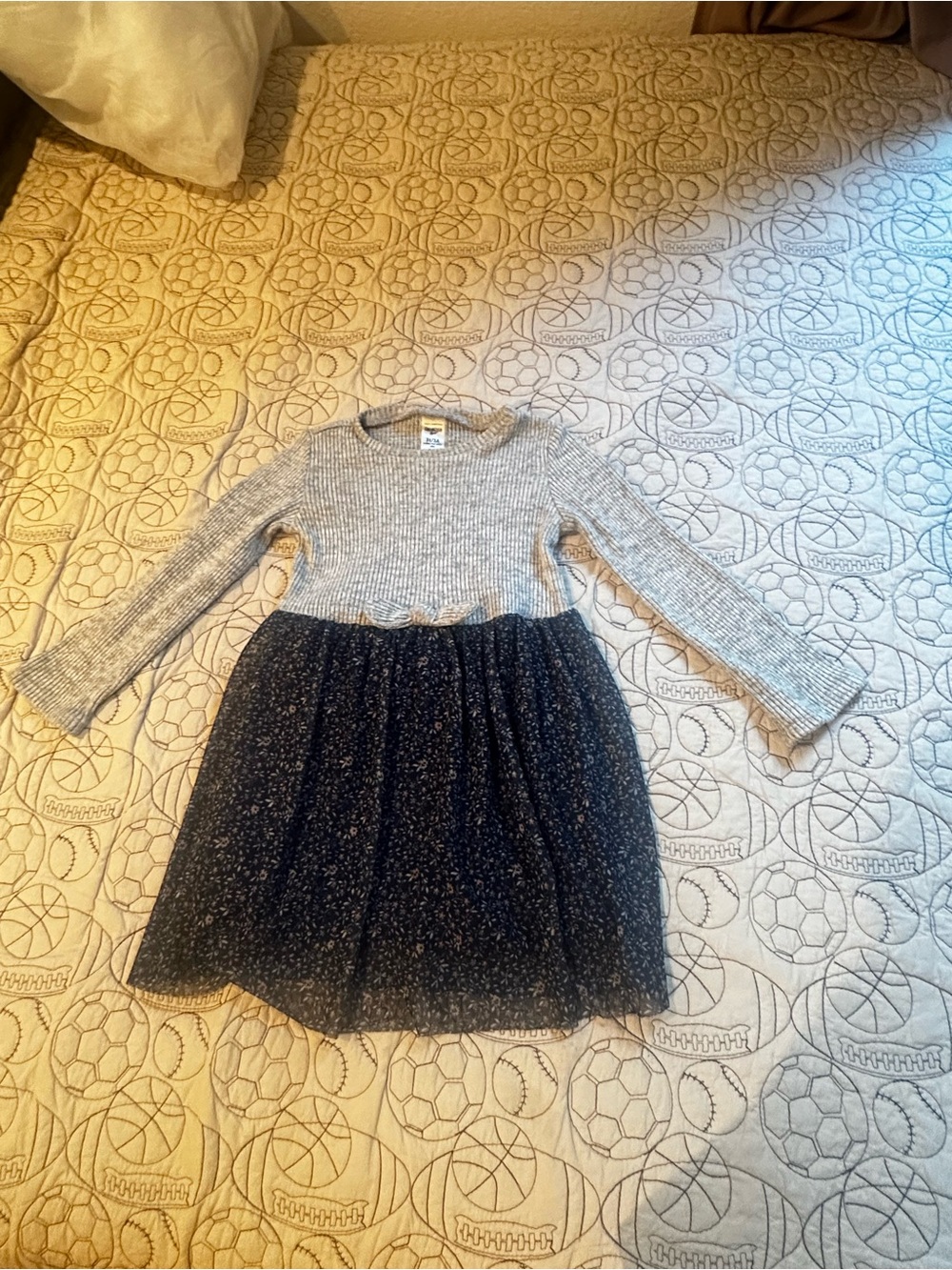 Oshkosh Gray Knit Top with Navy Sparkle Tulle Skirt Dress size 3T